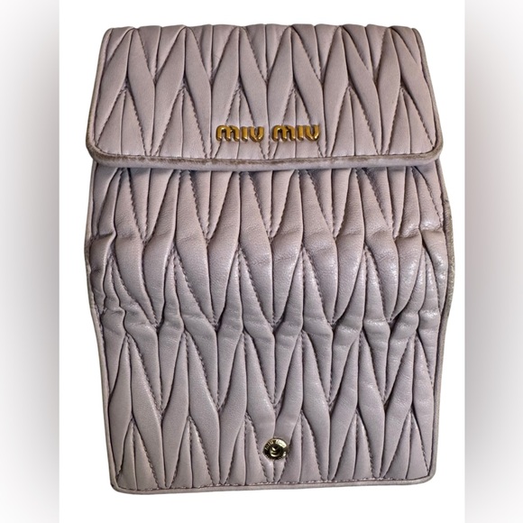 Miu Miu Matelassé Nappa Leather Wallet – Soft Lilac / Lavender – Gold Hardware - Picture 2 of 7